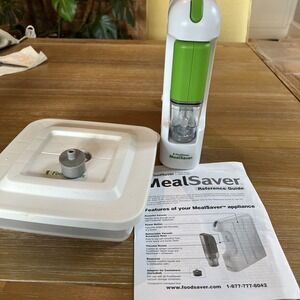 FoodSaver MealSaver Vacuum Sealer‎ + Vacuum Container VS400